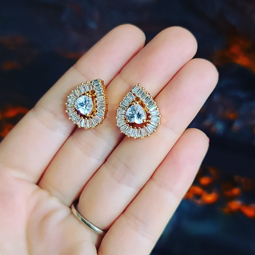 Gold Plated Zirconia Teardrop studded earrings ✨
